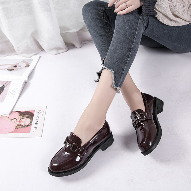 2021 spring new British style retro shoes women's shoes metal button single shoes Lefu college casual lazy shoes