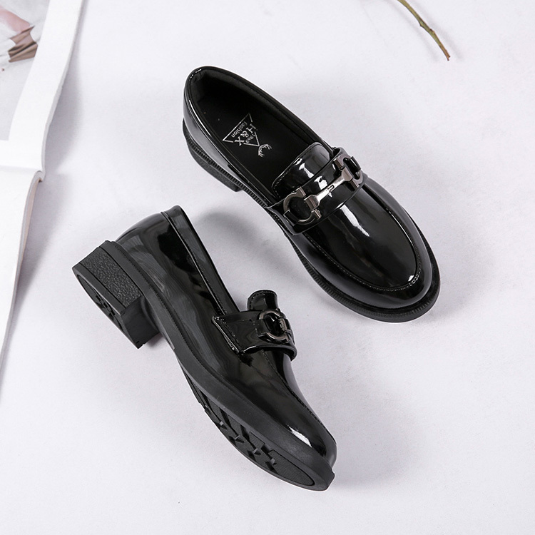 2021 spring new British style retro shoes women's shoes metal button single shoes Lefu college casual lazy shoes