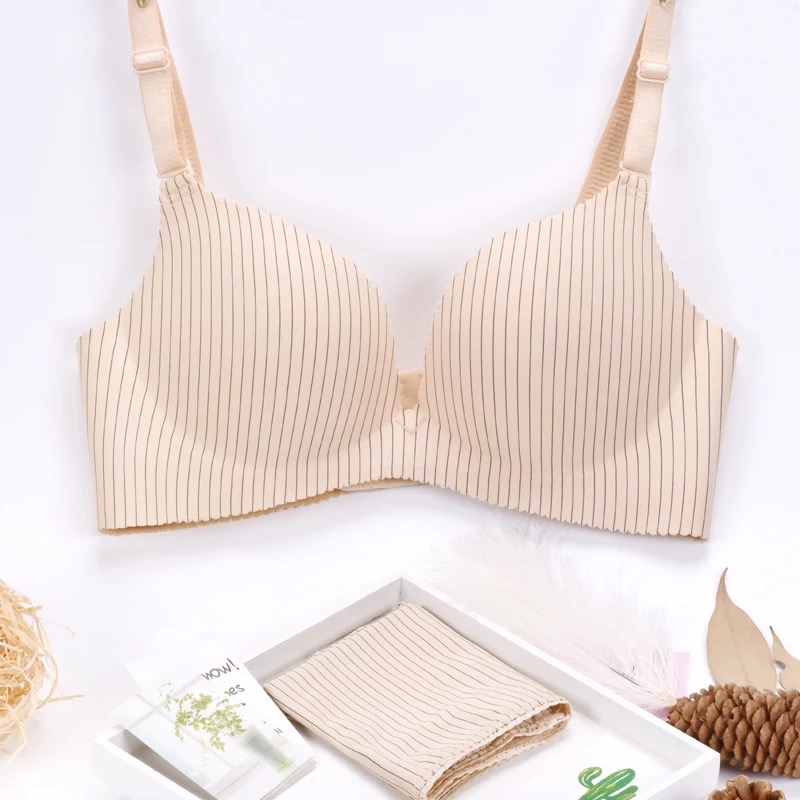 Underwear women's bra gathered no steel ring thick and thin sexy seamless girl small chest bra with side milk one-piece suit