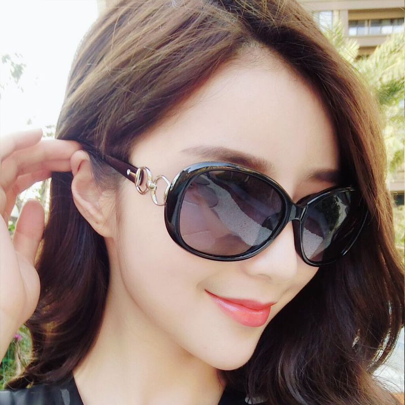 长脸带什么款式的墨镜,长脸带什么款式的墨镜显瘦