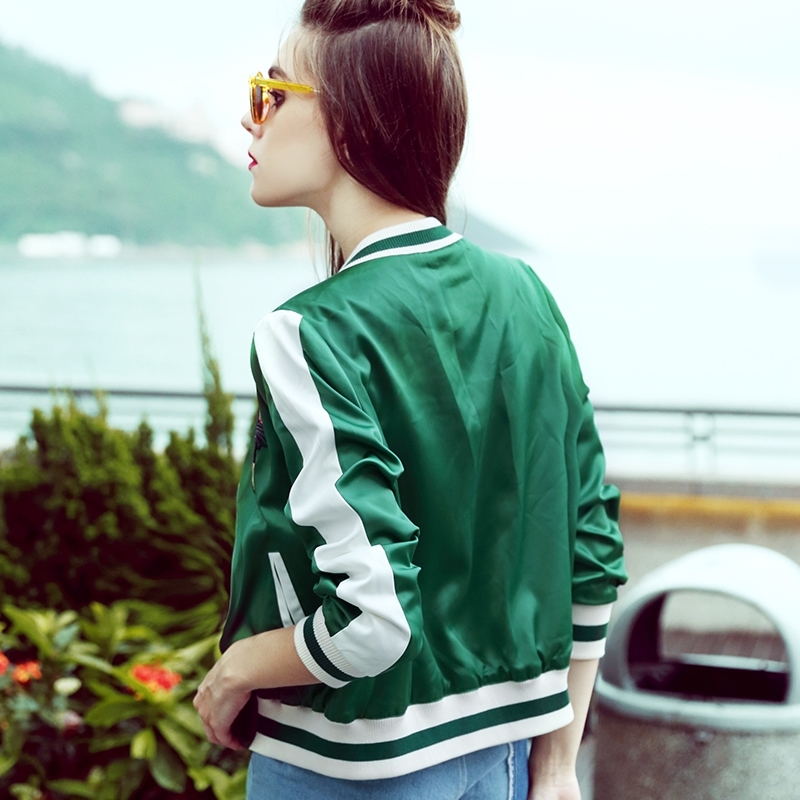  Spring and Autumn New Personality Embroidered Casual Baseball Uniform Bomber Jacket Women's Fashion Short Coat Trend