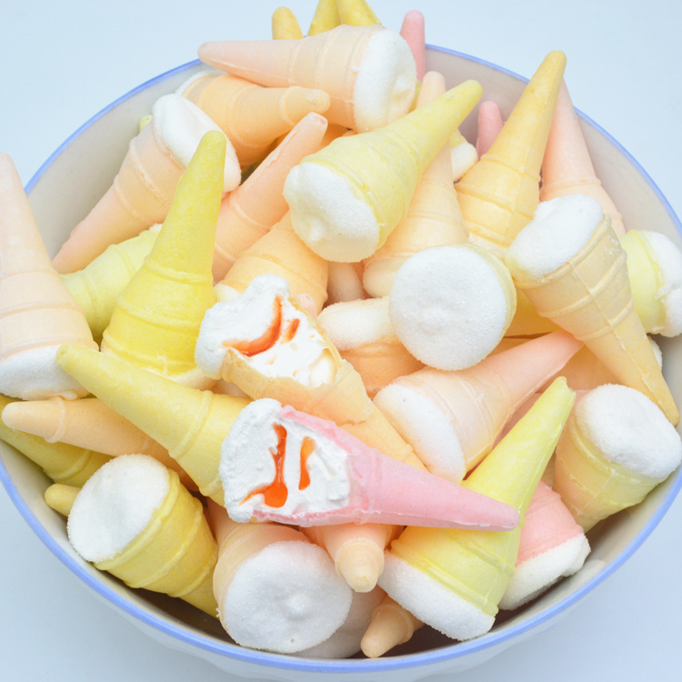 买二送一蛋卷果酱夹心棉花糖雪丽糍糖果零食冰淇淋甜筒250克