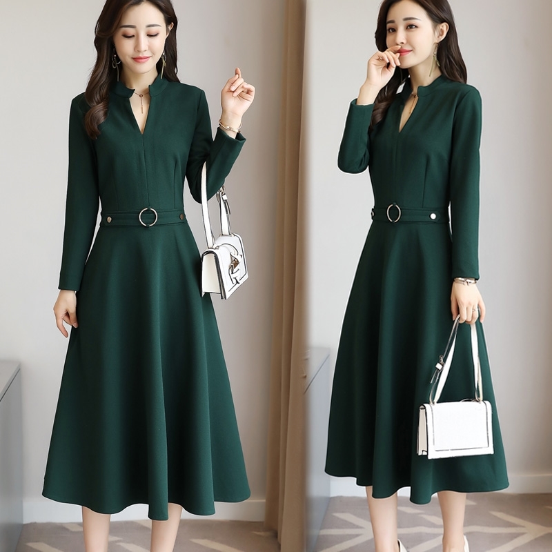 Spring and autumn new V-neck solid color dress women's long sleeve Korean version slim fashion 2020 medium length slim medium length skirt